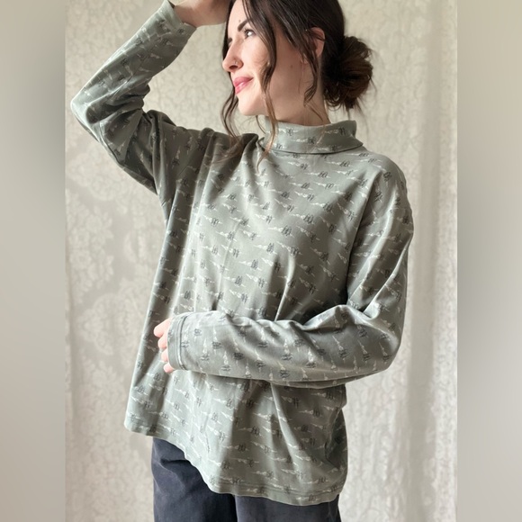 Green 90s Style Turtle Neck Mountains & Trees Long Sleeve Top - Picture 9 of 16